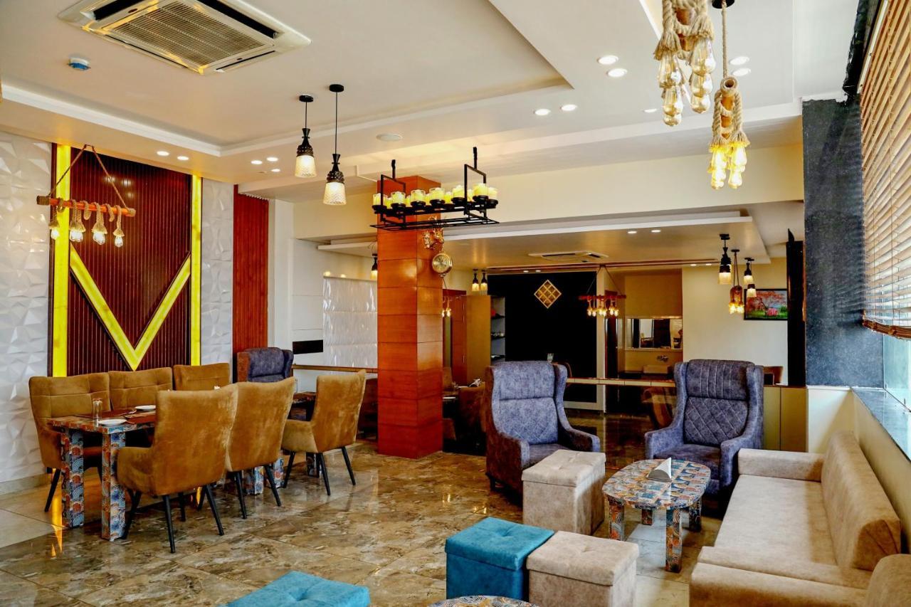 Hotel Vasdaa Grand Dehradun Dış mekan fotoğraf