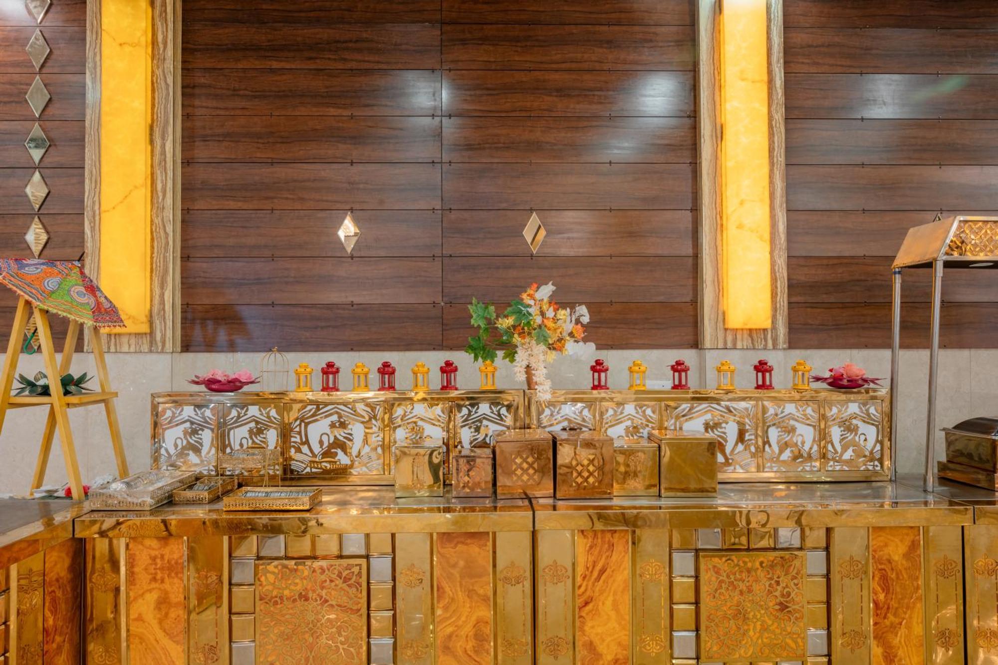 Hotel Vasdaa Grand Dehradun Dış mekan fotoğraf